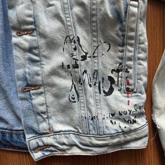 Zara Jacket - Picture 2 of 5